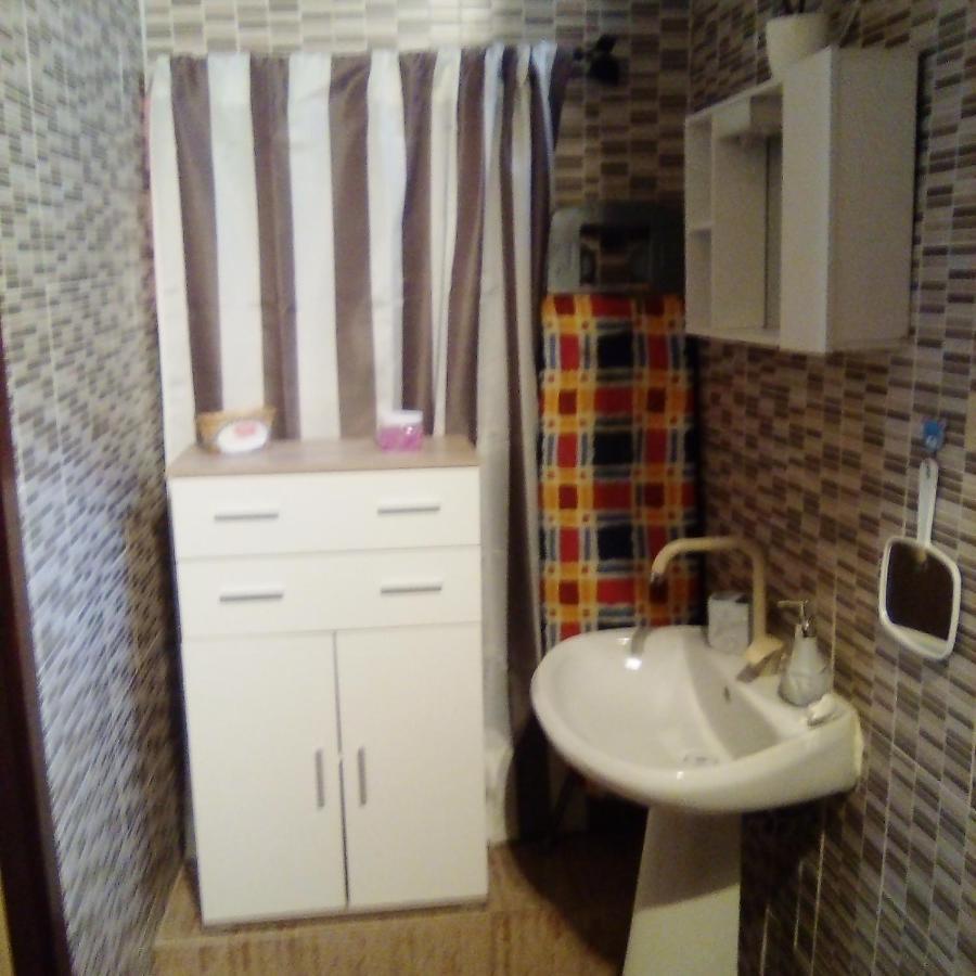 Al Mare, Al Sole, Si', Ma Nella Casa Del Minatore Буджерру Экстерьер фото