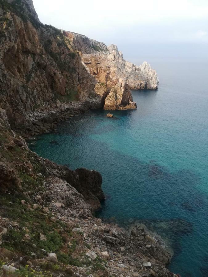 Al Mare, Al Sole, Si', Ma Nella Casa Del Minatore Буджерру Экстерьер фото
